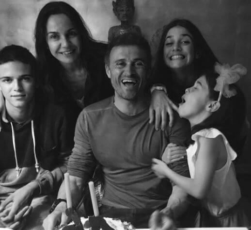 Sira Martinez with her family.